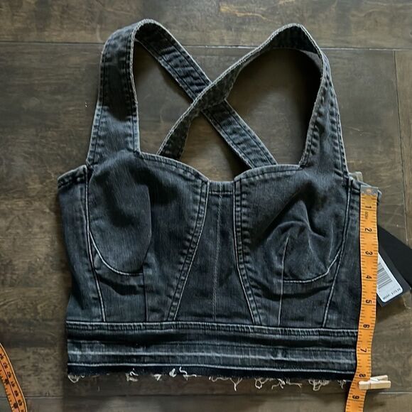 NWT Hudson x Baja East Denim Crop Top
Size XSmall - Picture 7 of 14